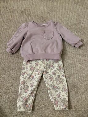 Lilac Ruffle Pocket Pullover & Floral Leggings Set